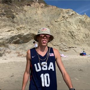 Meet your Posher, Ryan